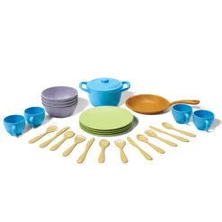Green Toys Cookware and Dining Set
