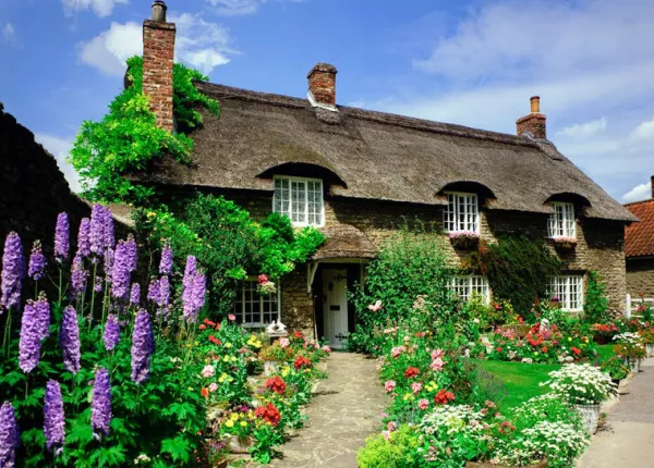 House of Puzzles Delightful Dales - 1000 Piece Jigsaw Puzzle