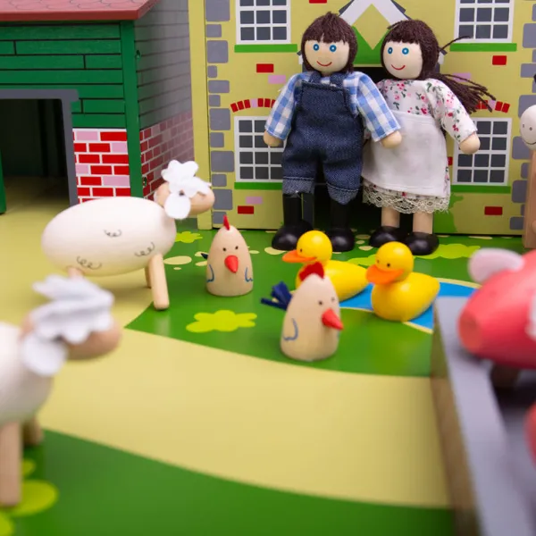 Tidlo Farm Family