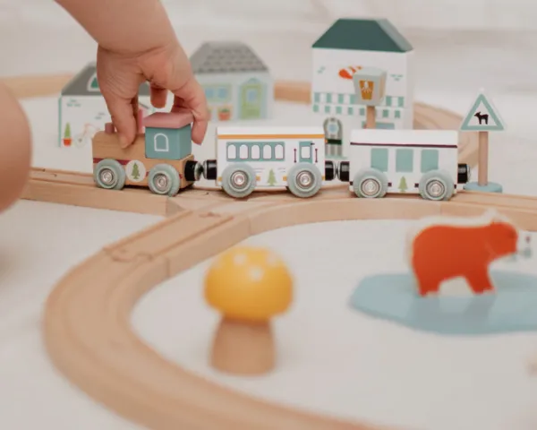 Bigjigs Toys FSC® Certified Train Set (Woodland Animal)