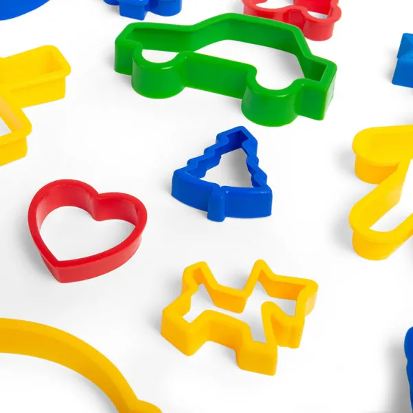 Bigjigs Toys Jar of 24 Pastry Cutters