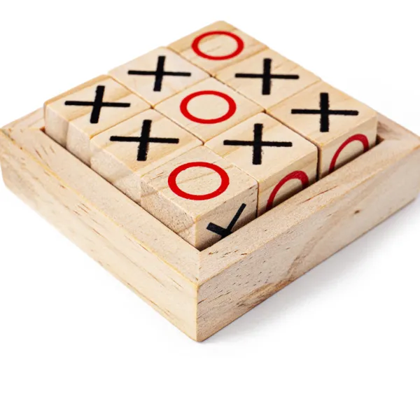 Bigjigs Toys Mini Noughts and Crosses