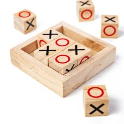 Bigjigs Toys Mini Noughts and Crosses