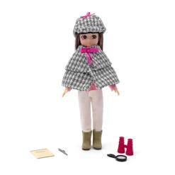 Lottie Mystery Solver (Detective) Outfit and Accessories