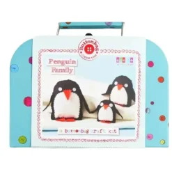 Fiesta Crafts Penguin Family