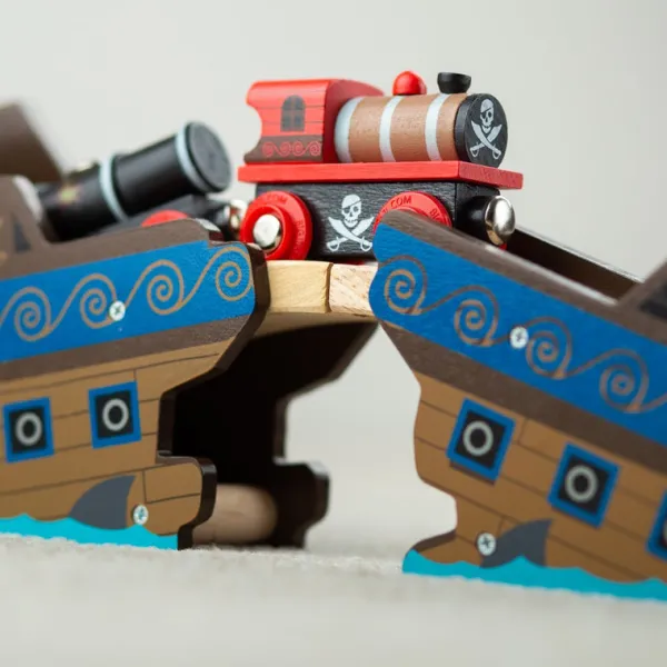 Bigjigs Rail Pirate Train